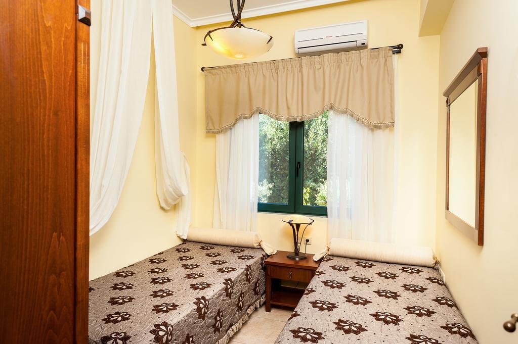 Vila Vallia - Marina Kato Galatas